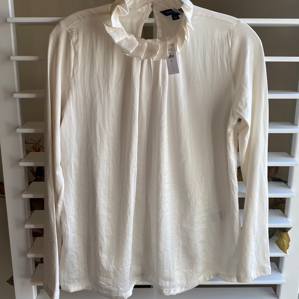 Banana Republic NWT cream blouse - Picture 1 of 4